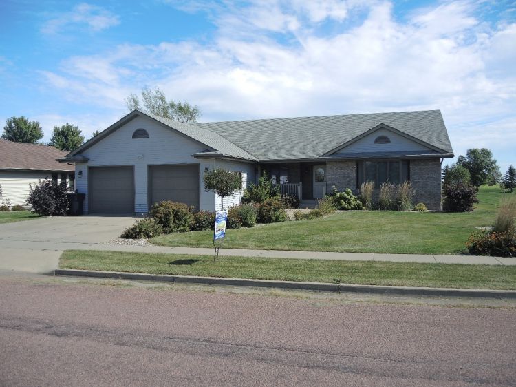 South Dakota Auction Pages Auctions in and around South Dakota